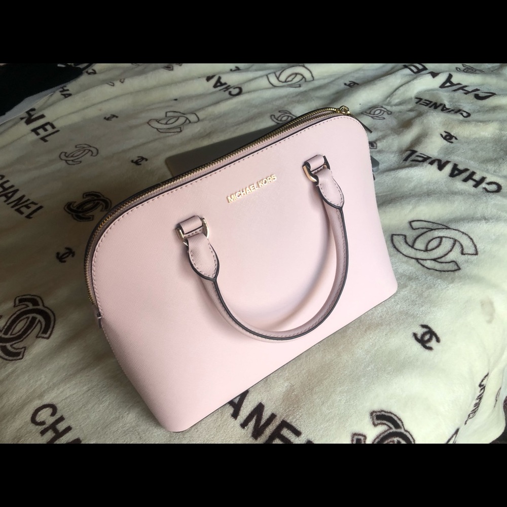 Hand bag
